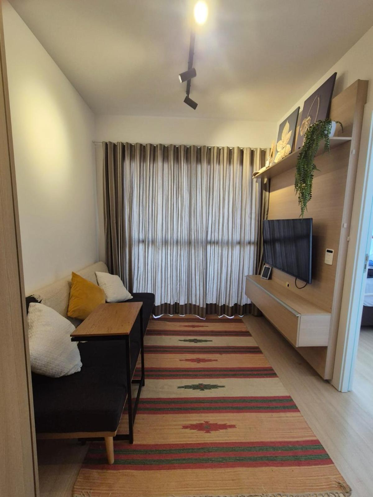 Ap Novo + Ar + Wifi + Coworking - Itaim Bibi Apartamento São Paulo